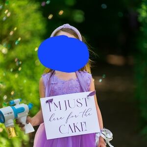 Flowergirl Sign "I'm Just Here For The Cake"